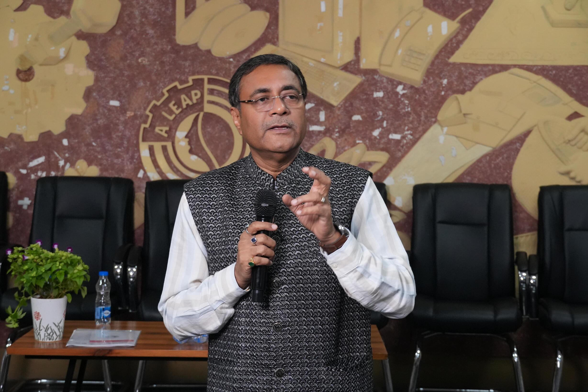 UNESCAP Wesellonline online training photo gallery